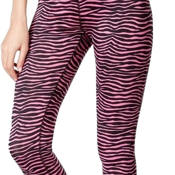 Michael Kors Crop Capri 3/4 Length Leggings. Size S - Picture 3 of 8